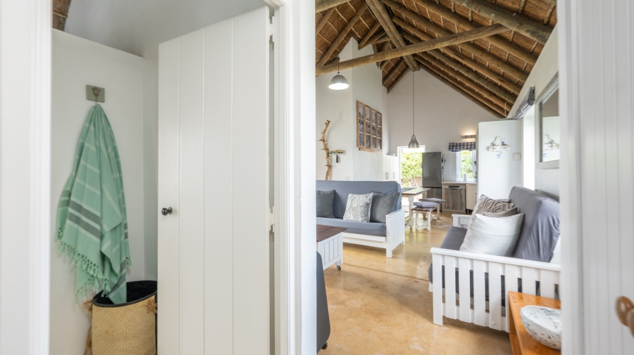 To Let 3 Bedroom Property for Rent in Struisbaai Western Cape